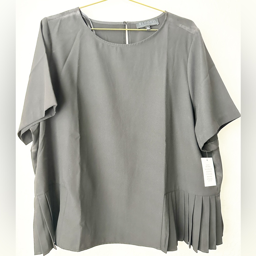 ELOQUII plus size black, pleated boxy style top nwt size 24